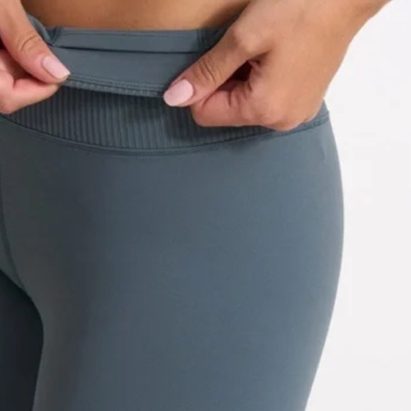 Vuori ribbed waist leggings sz small NWOT Blue/Green sea color - Picture 2 of 12